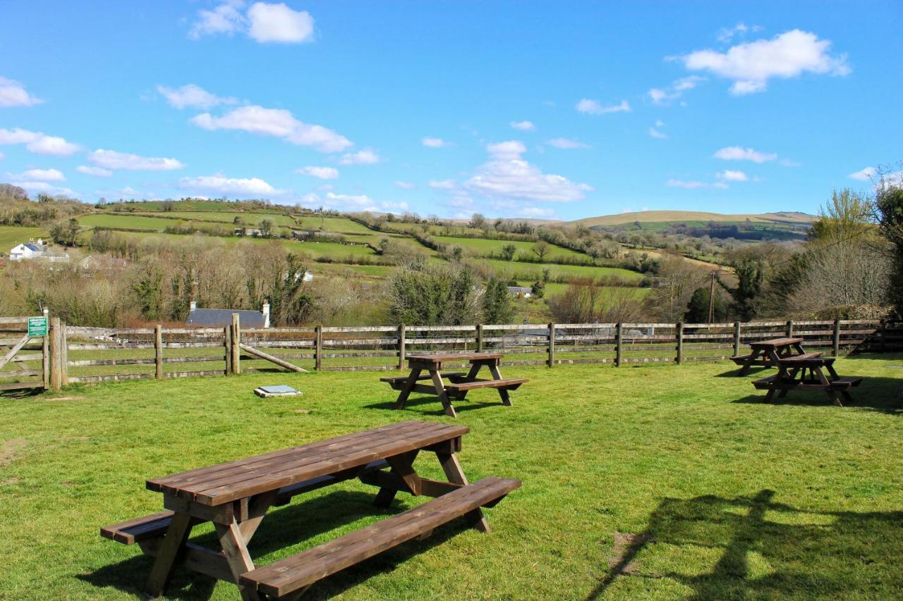 The Mary Tavy Inn Marytavy Esterno foto