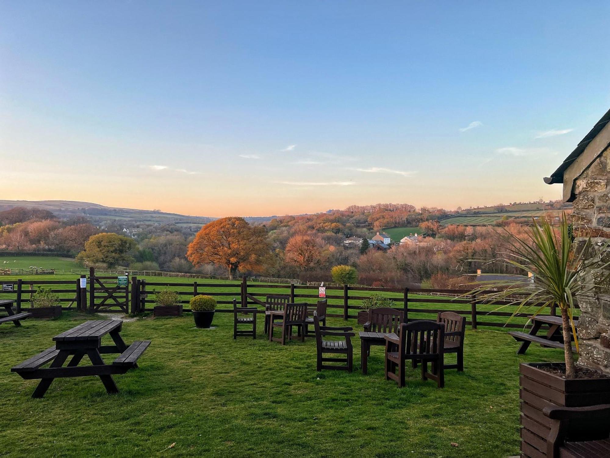 The Mary Tavy Inn Marytavy Esterno foto