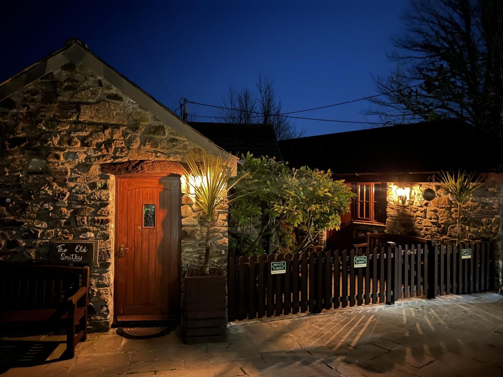 The Mary Tavy Inn Marytavy Esterno foto